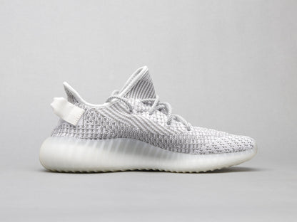 MO - Yzy 350 White Angel Sneaker