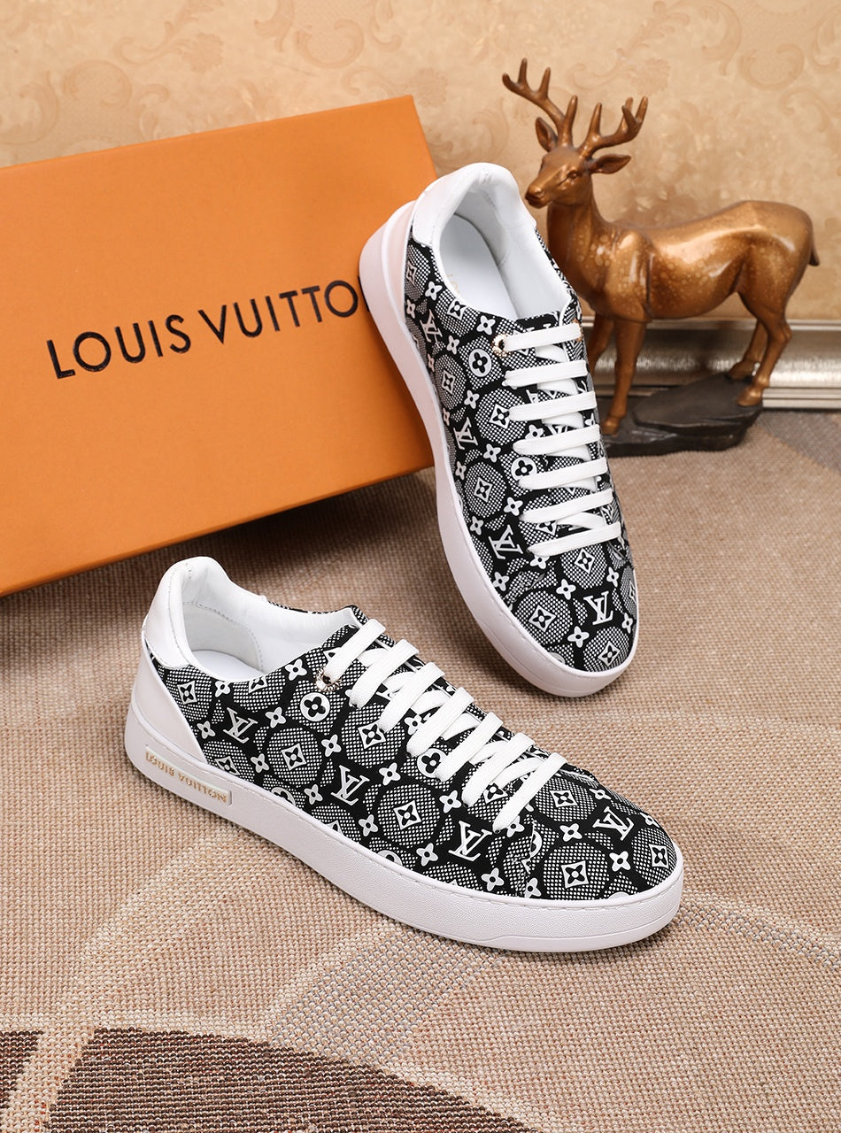 MO - LUV Time Out Black And White Sneaker