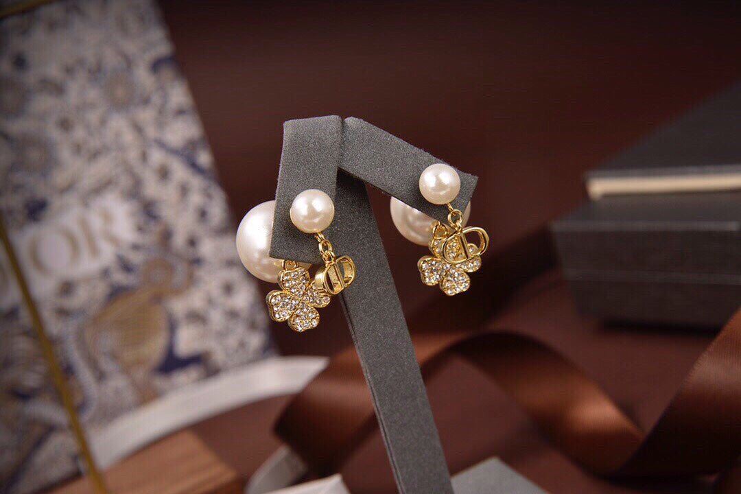 Top Quality Earring Dir 058