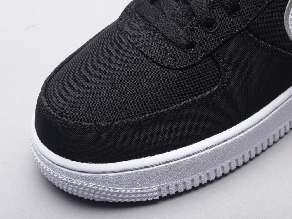 MO - AF1 Reverse Stitch Black & White