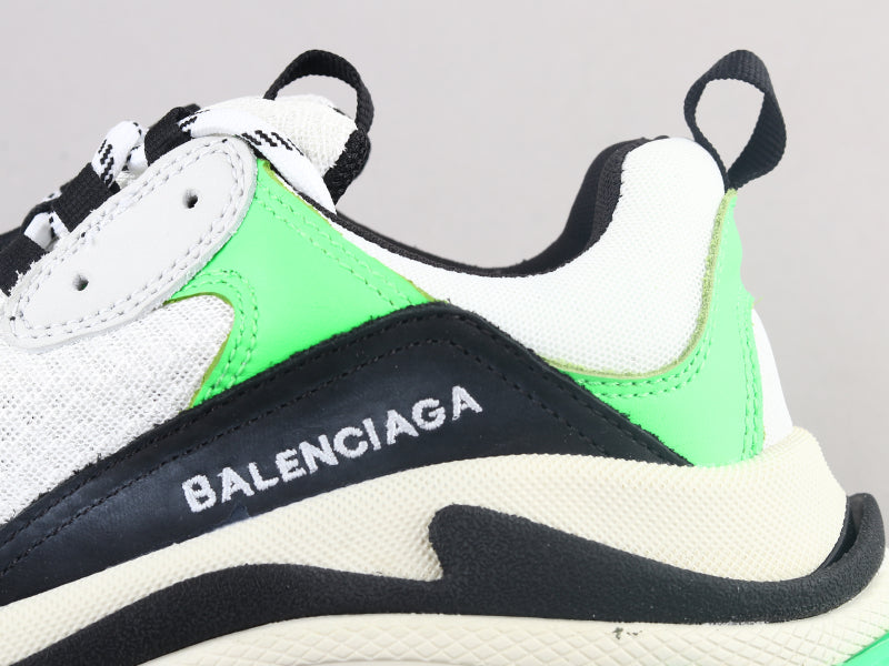 MO - Bla Triple S Black Green Sneaker