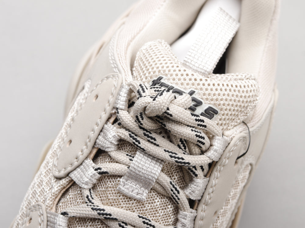 MO - Bla Triple-S Generation Milk Tea Sneaker