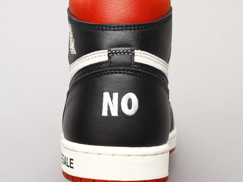 MO - AJ1 No resale of black and red