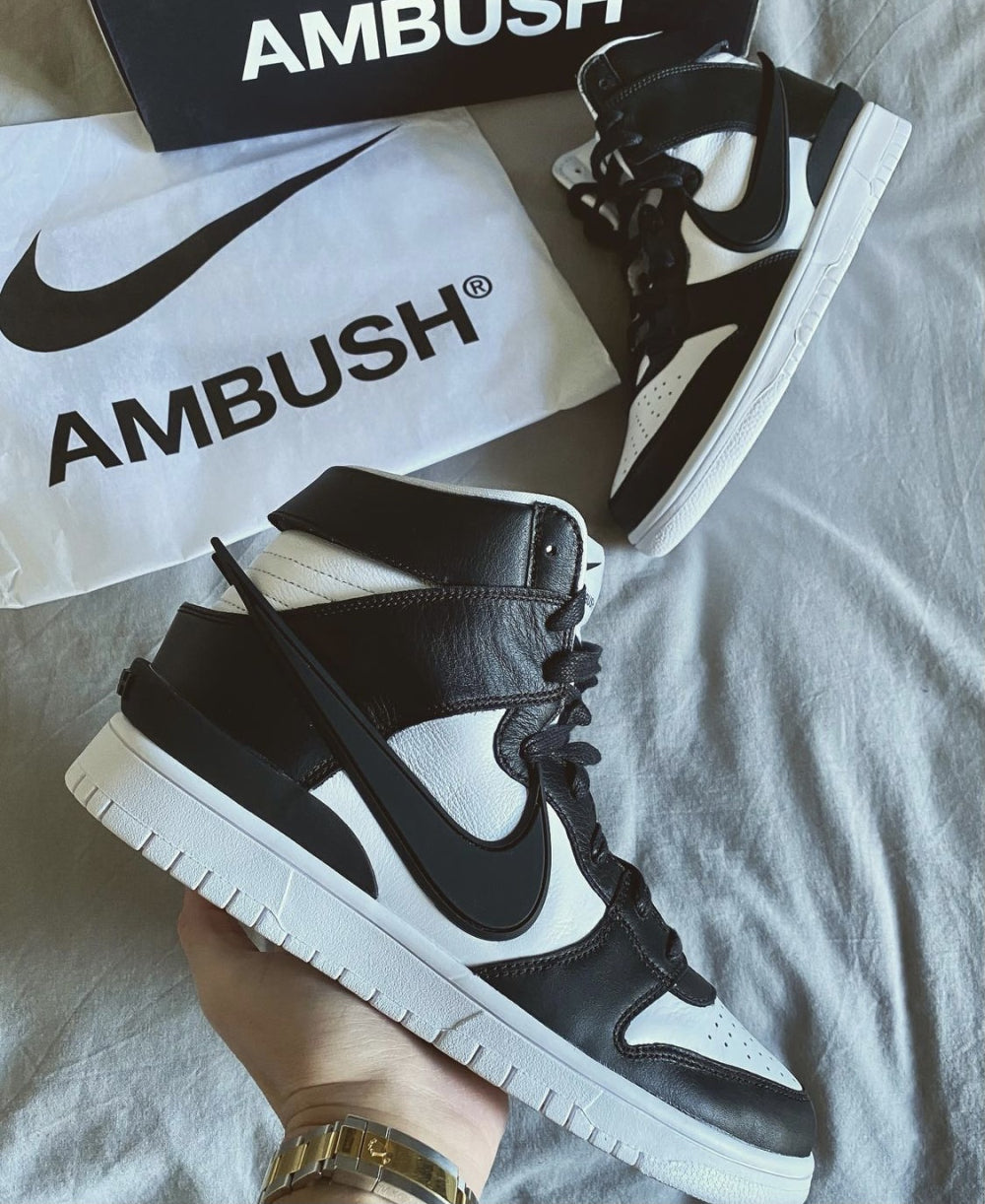 MO - AMBUSH x DUNK HIGH Black & White Collaboration