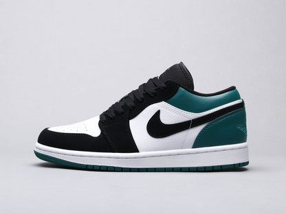 MO - AJ1 black and green toes