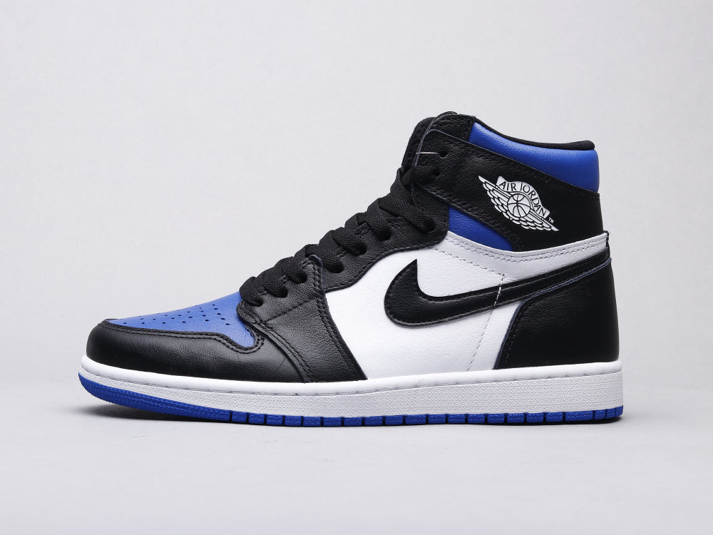 MO - AJ1 black and blue toe