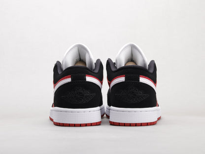 MO - AJ1 Chicago black and white red