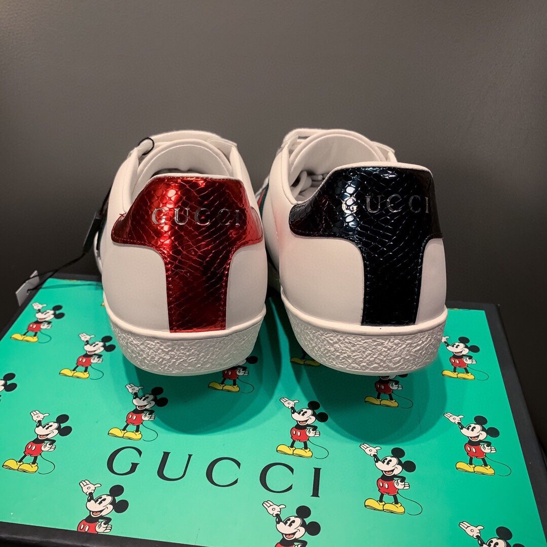 MO-GCI  Ace Embroidered  TIGGER  SNEAKER 125