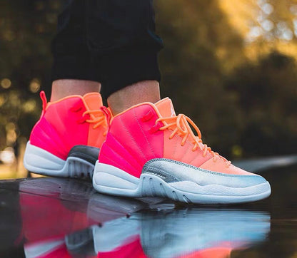 MO - AJ12 Neon Gradient