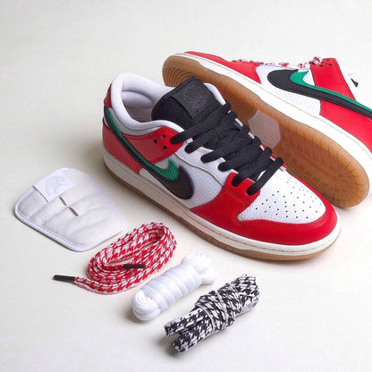 MO - Frame Skate x NKE SB Dunk Low