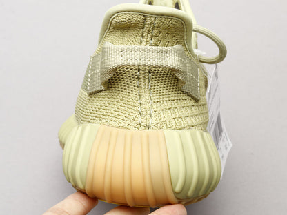 MO - Yzy 350 Sulfur Matcha Green Sneaker