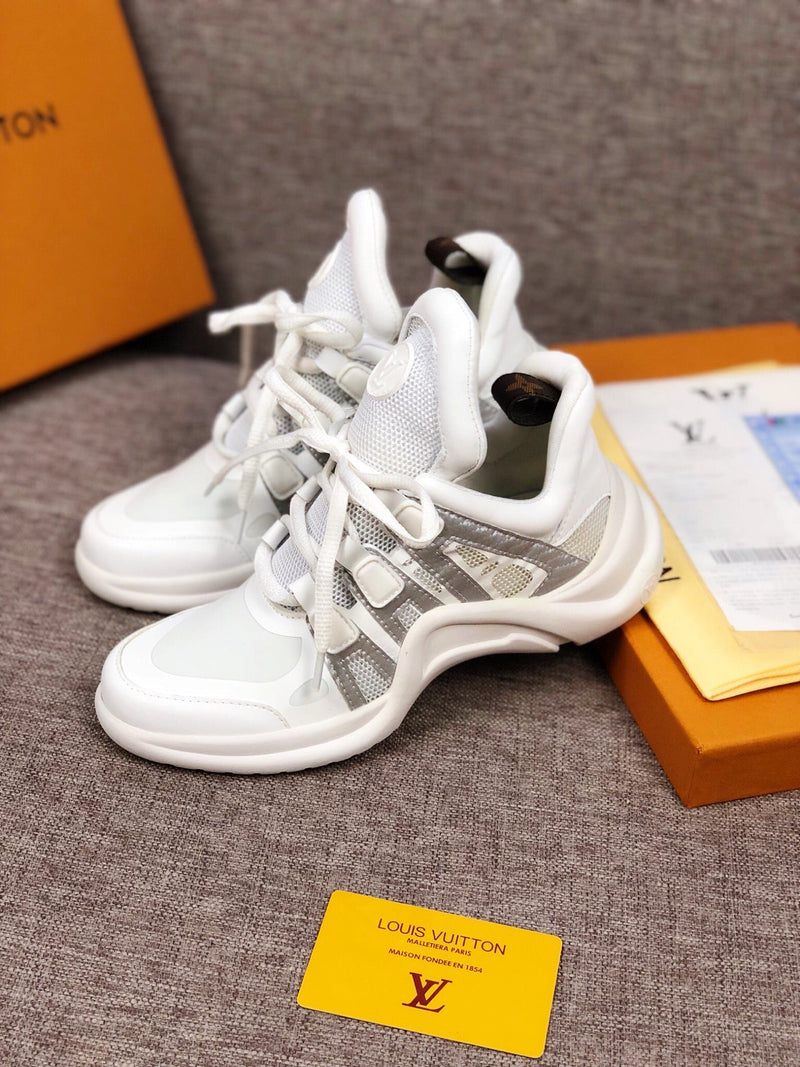 MO - LUV Archlight White Sneaker