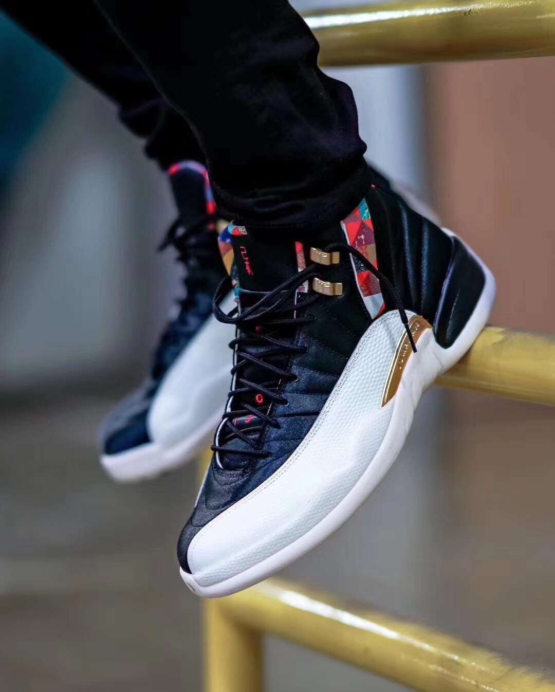 MO - AJ12 CNY