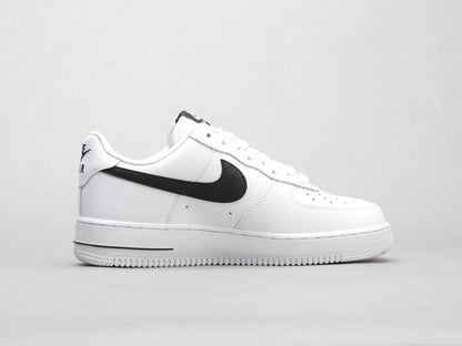 MO - AF1 White and black low gang