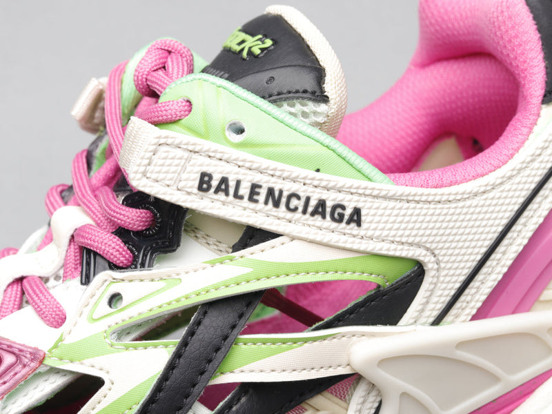 MO - Bla Track II Hollow Out Pink Sneaker